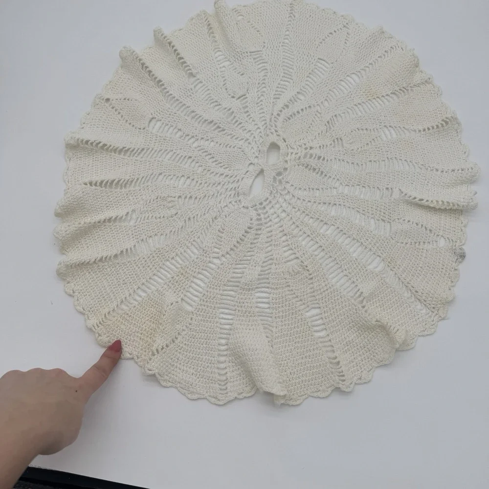 Vintage Crochet Doilies &‎ Table Runner Lot 6pc Ivory Farmhouse Cottage Cotton